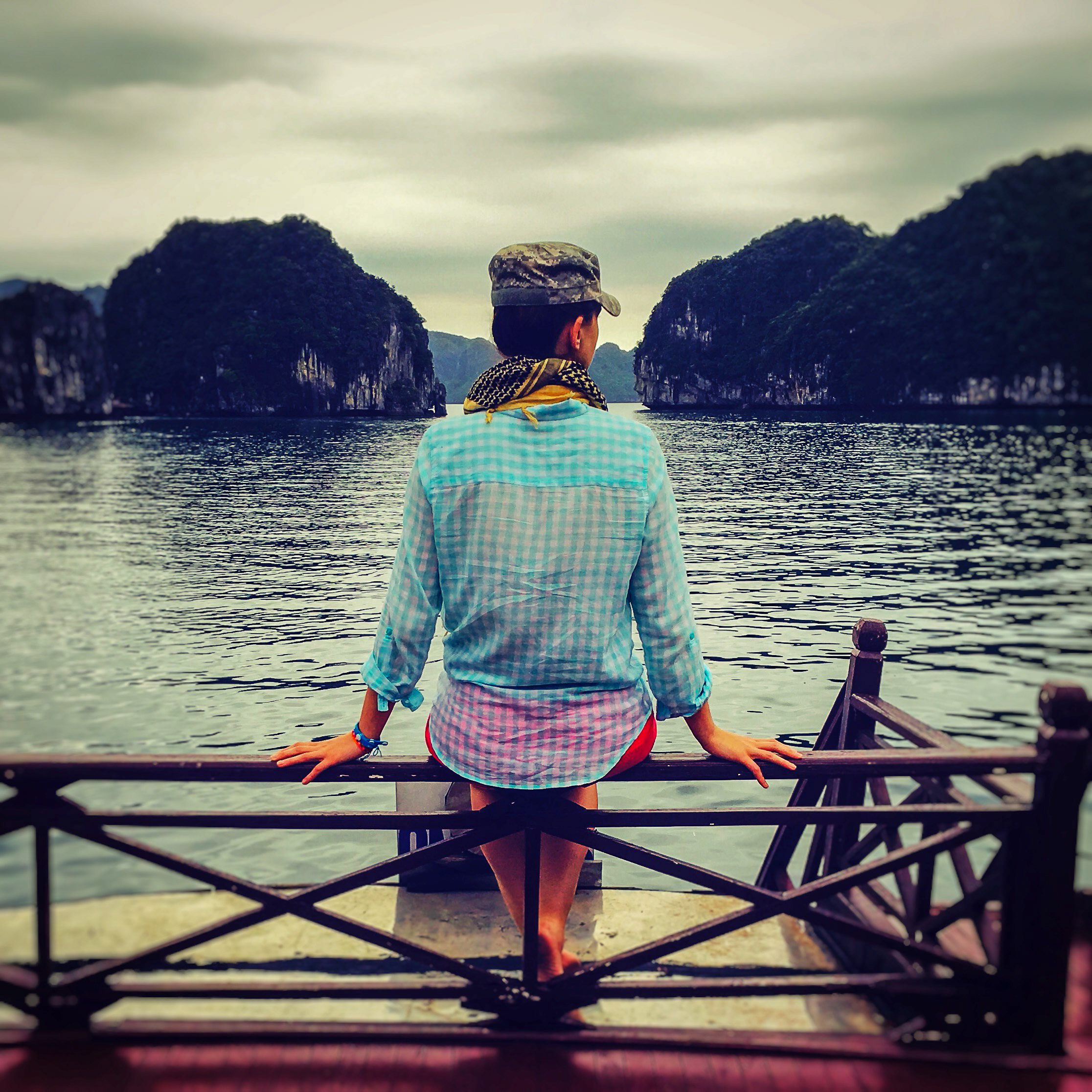 Ha Long – rejs po zatoce w wersji „exclusive” za 16$ od łebka